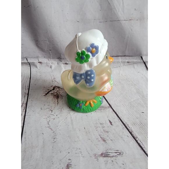 VINTAGE EASTER Chick PLASTIC COIN BANK - Picture 2 of 7